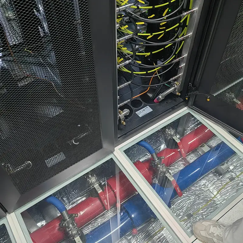 Nerezové potrubie pre rozvodnú skriňu serverovne